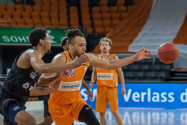 展示了她在 展示了她在