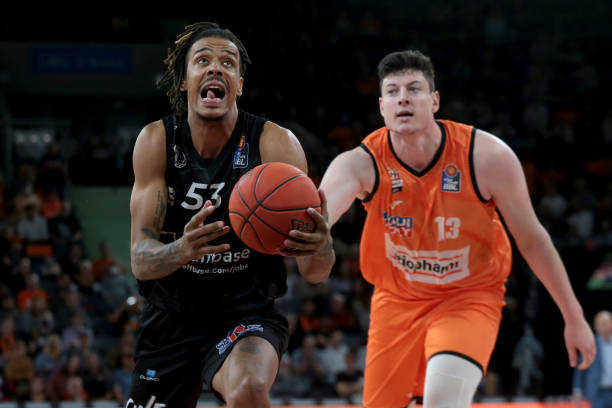 赛的激烈与 赛的激烈与